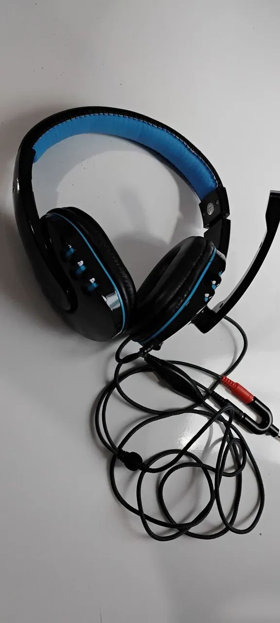Fone de ouvido gamer