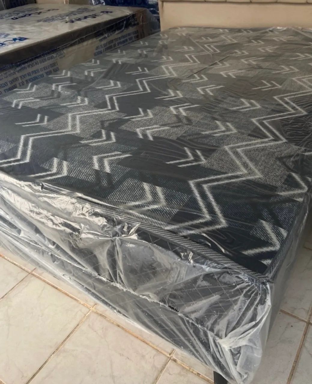 Cama box casal 