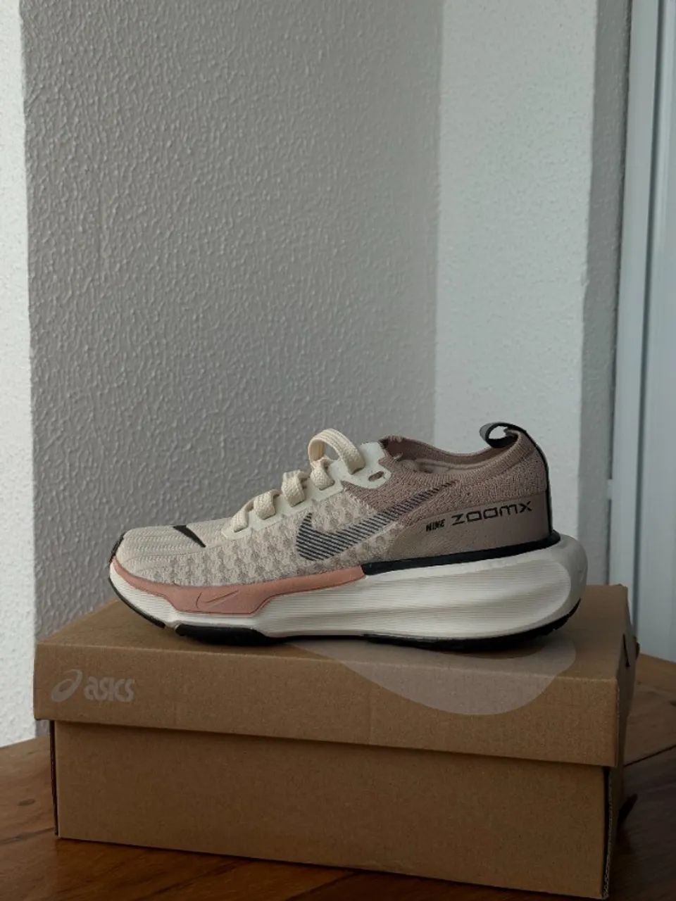 Tênis Nike ZOOMX Invincible Run 3 - Foto 2