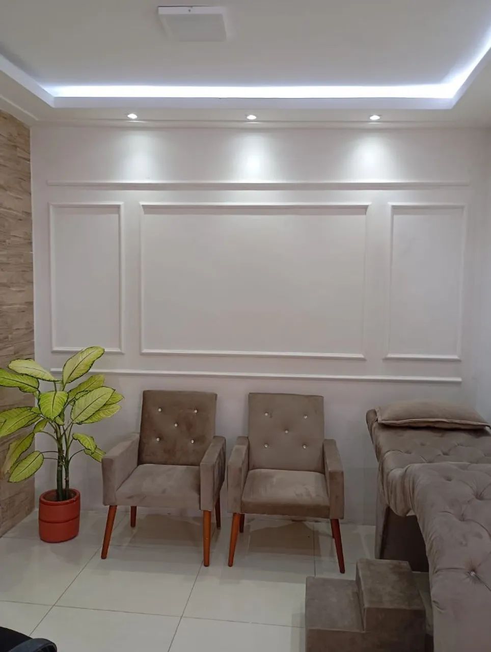 Serviço de gesso,pintura em geral e eletricidade. - Foto 5