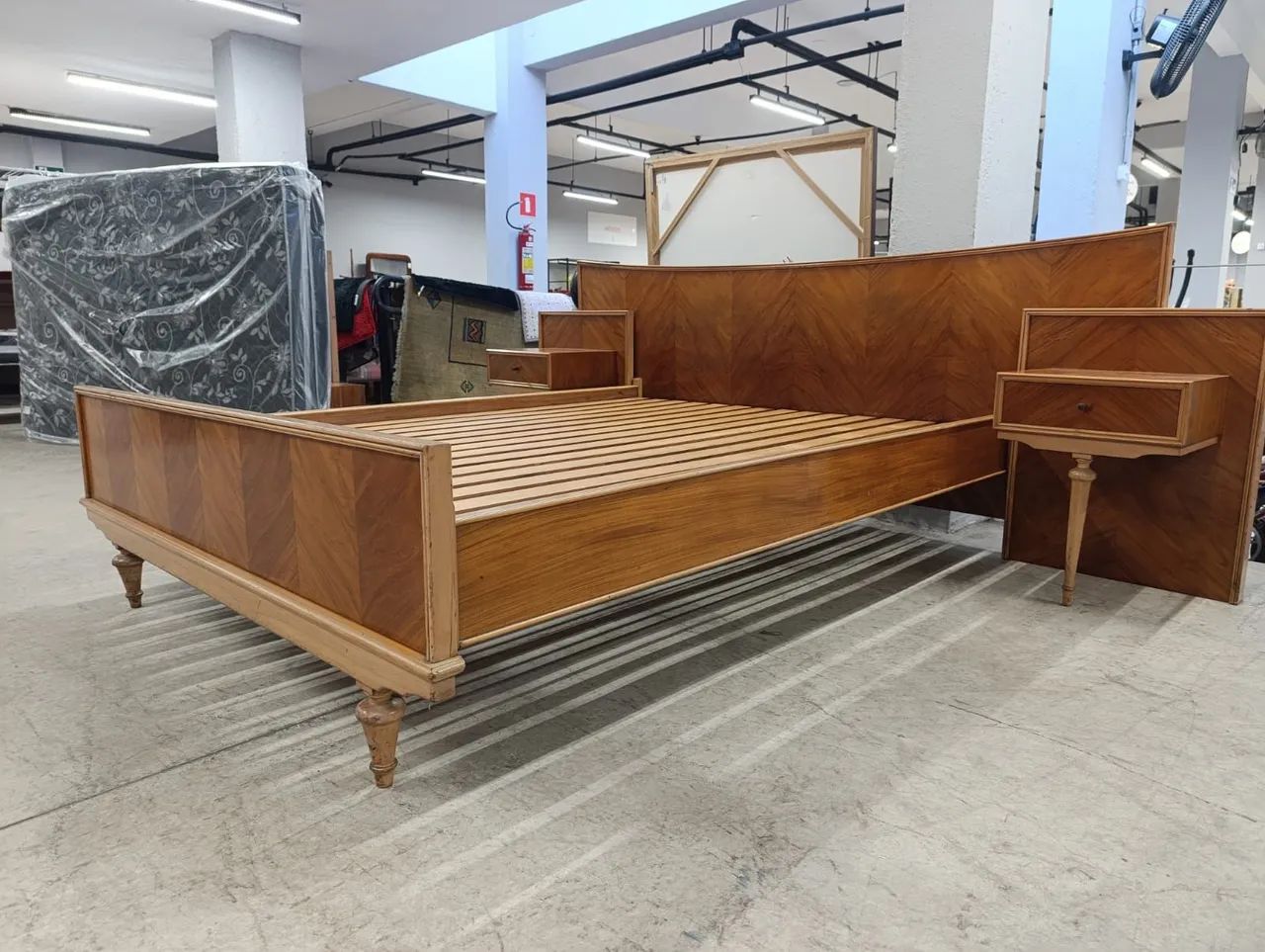 Cama de casal madeira maciça  - Foto 5