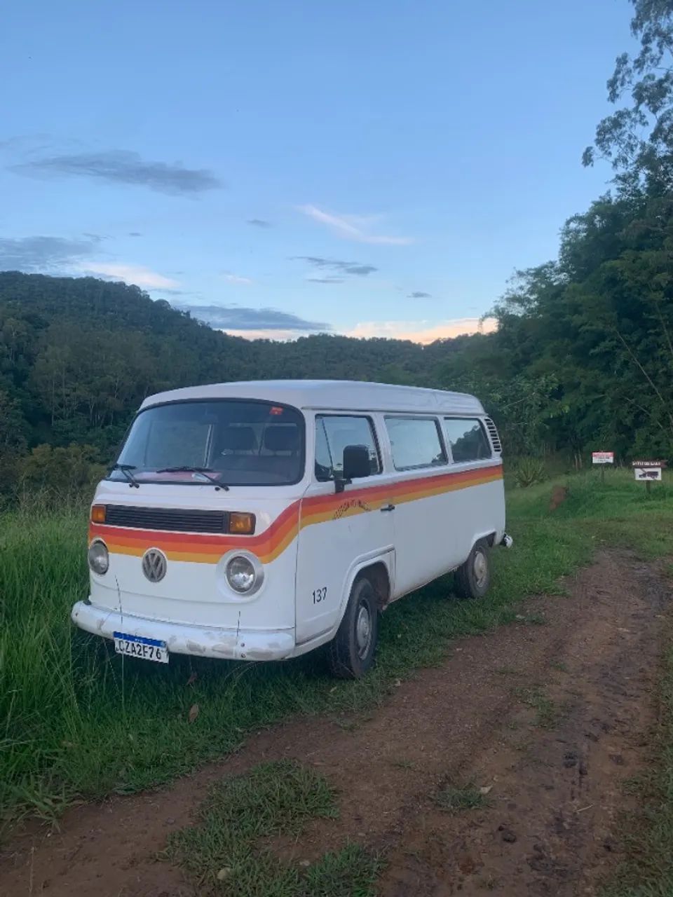 Volkswagen Kombi Standard/ Luxo/ Serie Prata 2003