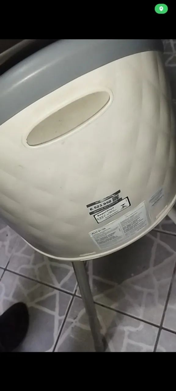 Cadeirinha de alimentação 