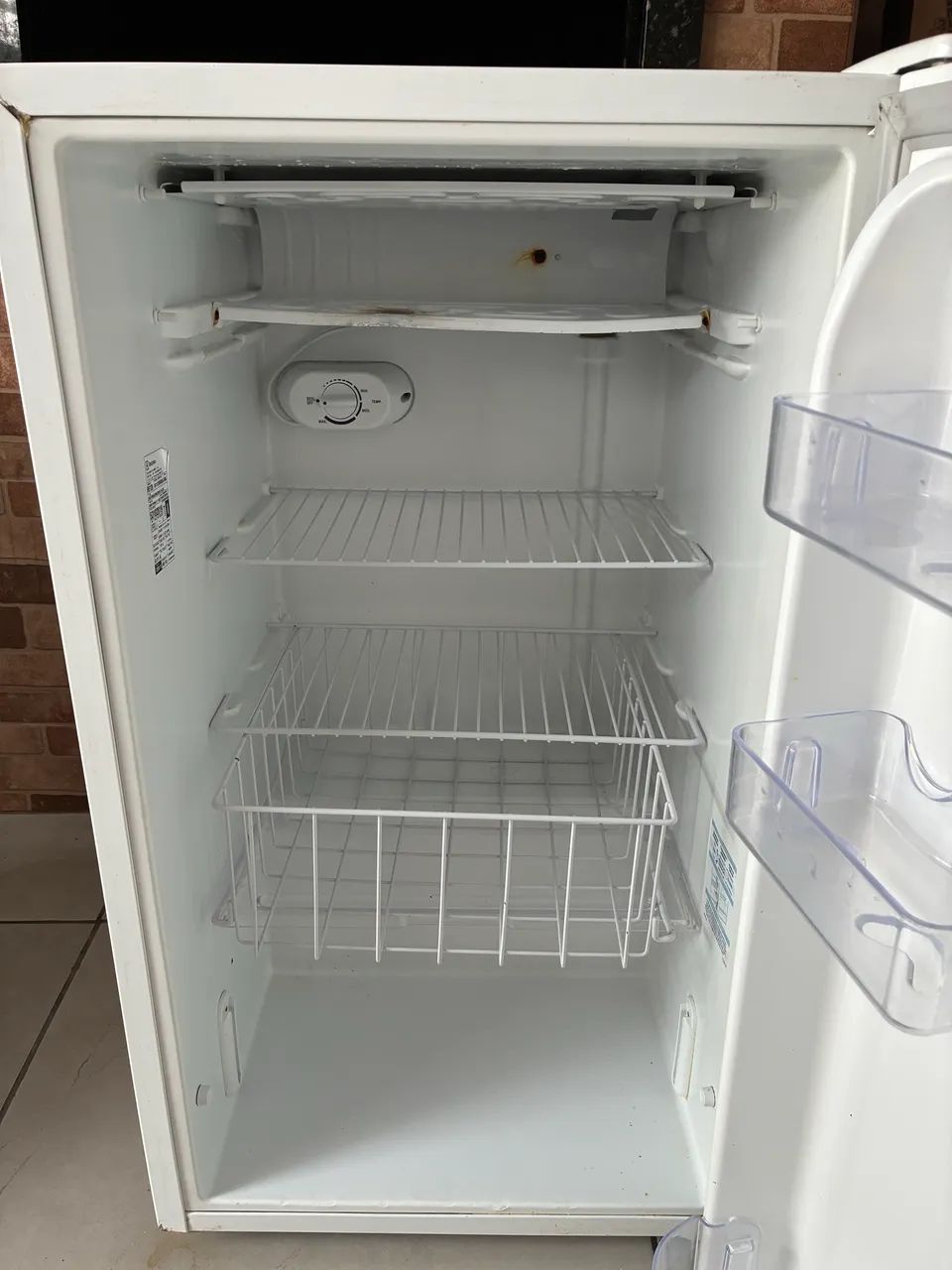 Frigobar eletrolux 
