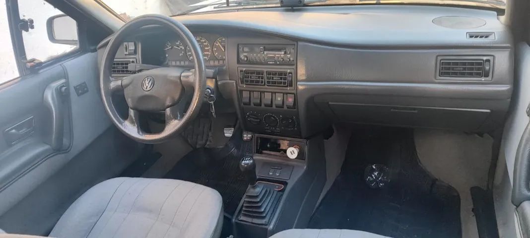 Volkswagen Quantum CLI / CL / C/ CS/ CD/ CG 1.8/2.0 1995 - Foto 2