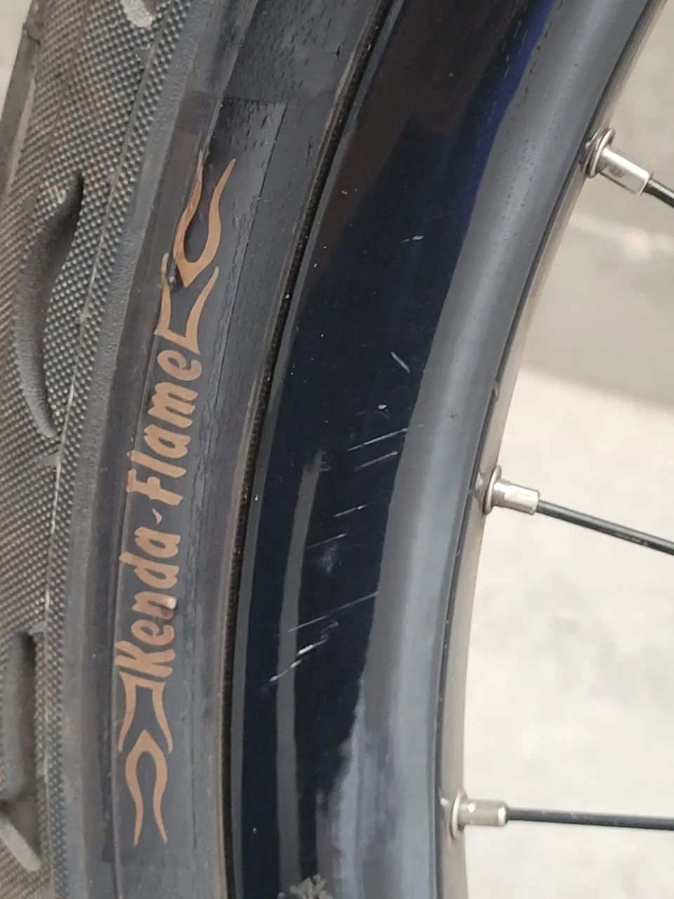 Bicicleta Gios preta  - Foto 4