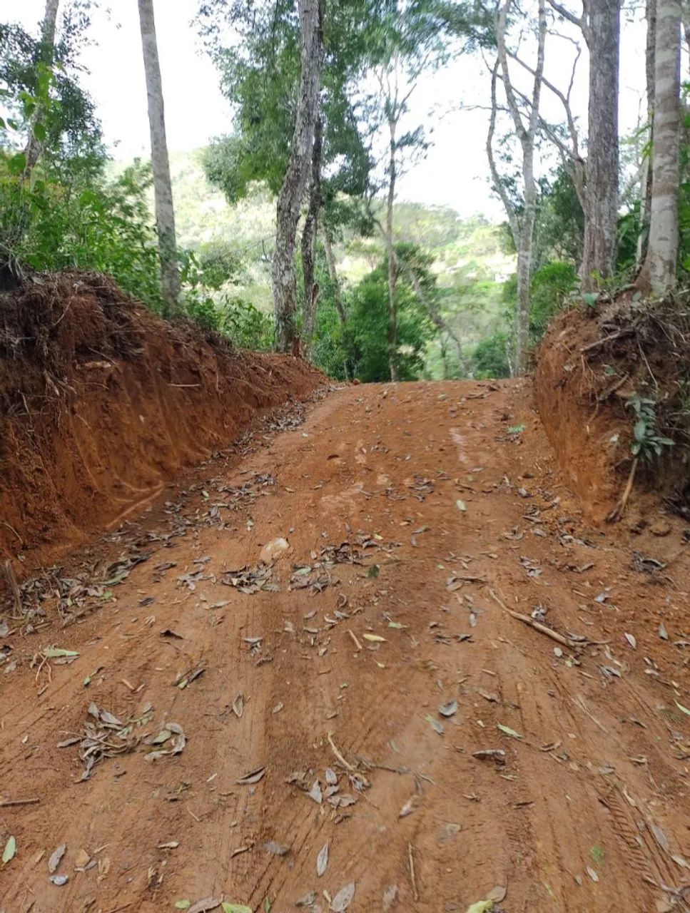 Ótimo terreno no início de Araras.680mt2.