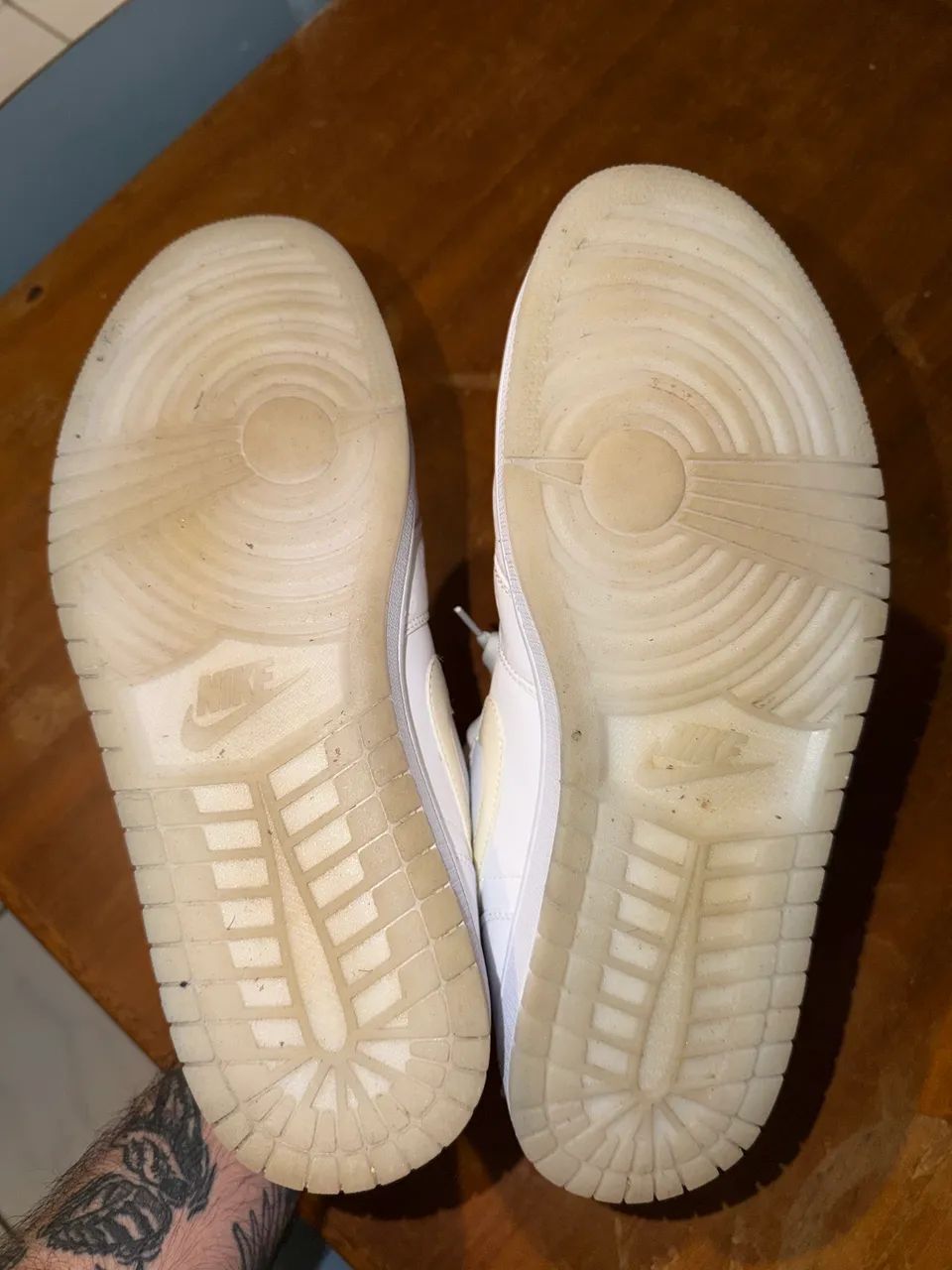 Air Jordan 1 Low SE Glitter Swoosh - Foto 4