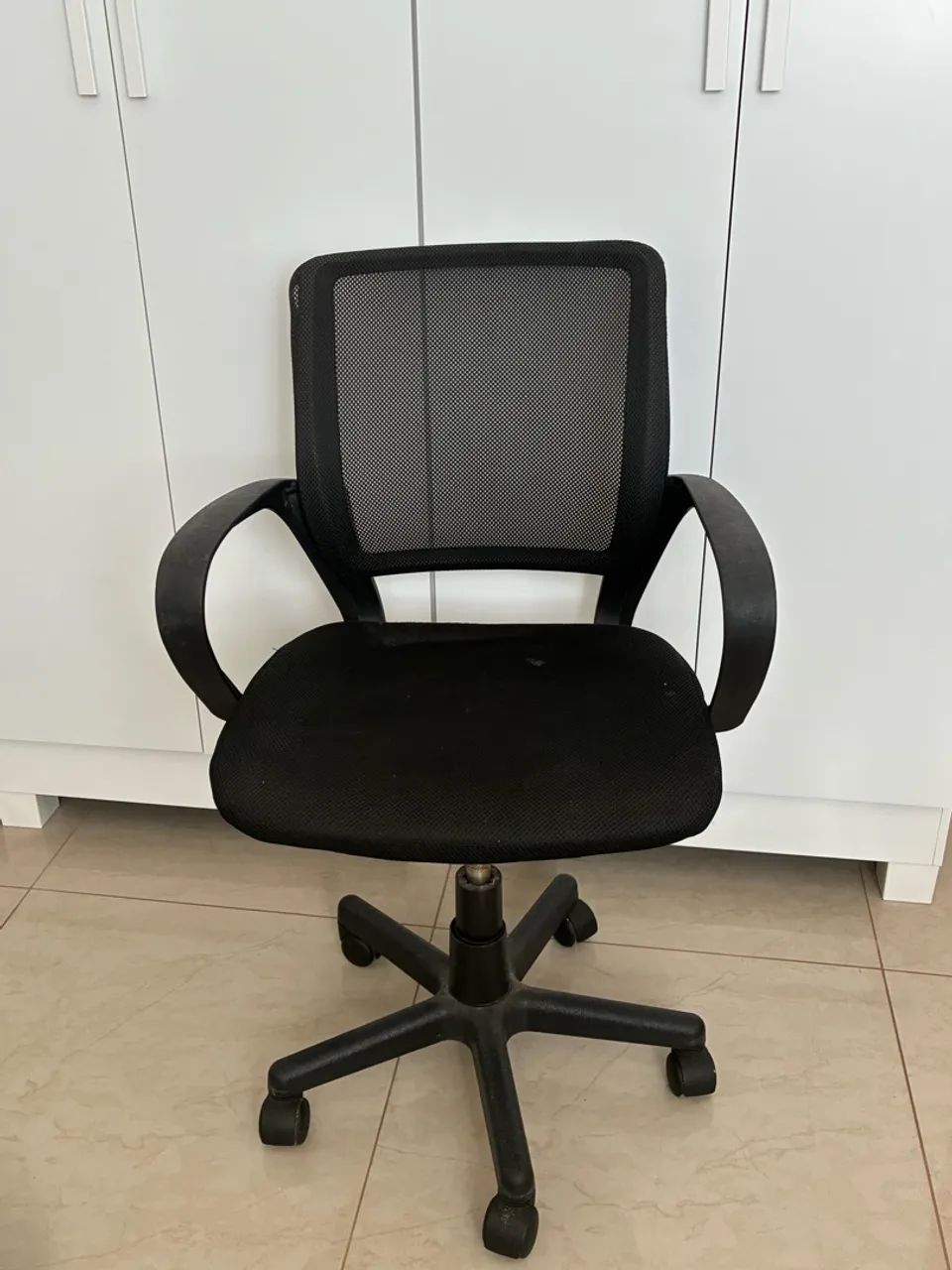 Cadeira de Escritório Preta