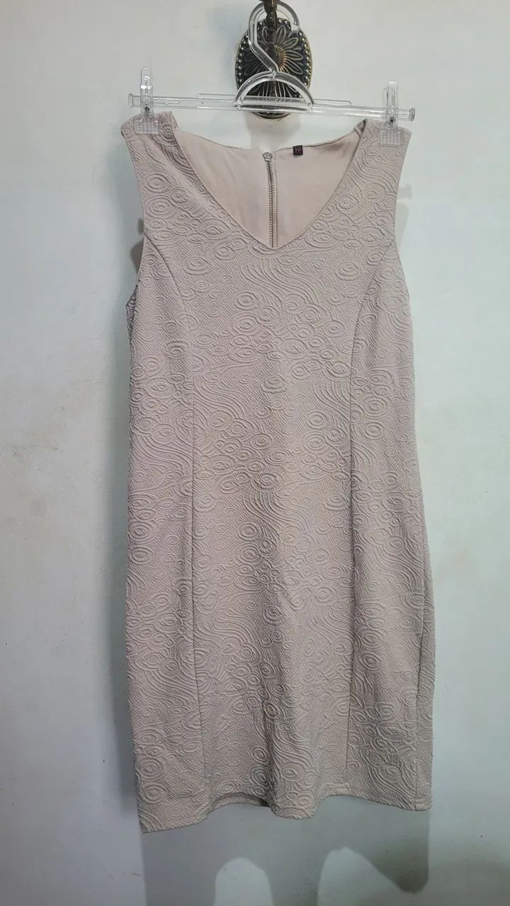 Vestido bege