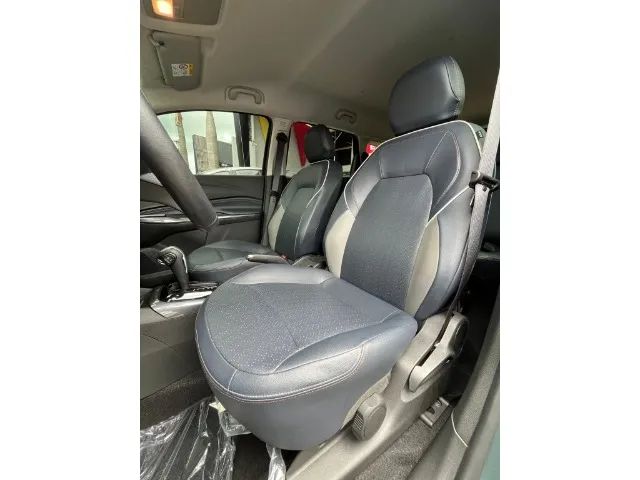 Chevrolet Spin Premier 1.8 8V Econo.flex 5P Aut. 2025 - Foto 3