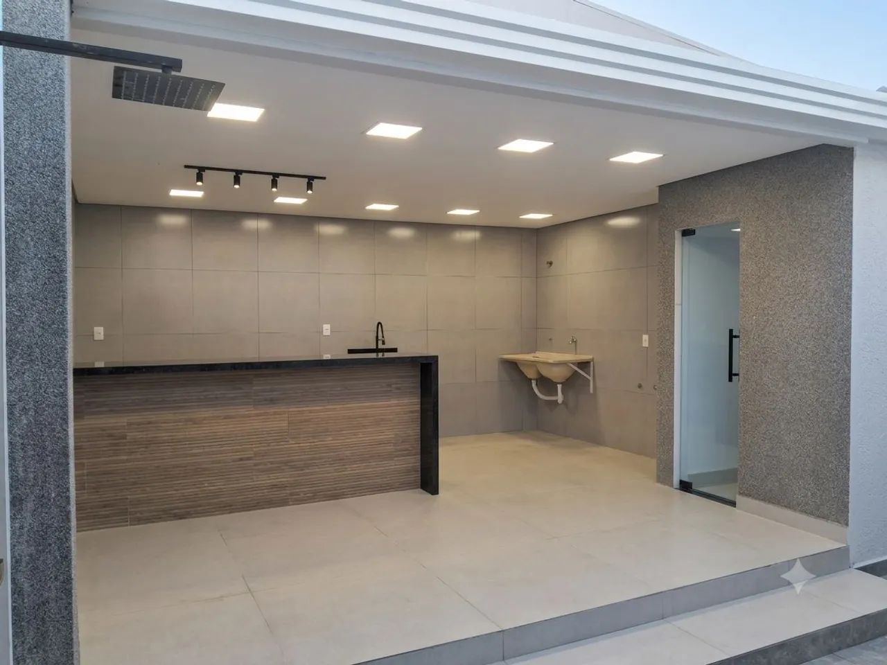 CASA NOVA - BAIXOU!!!