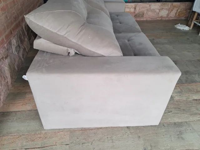 Sofa retratil 4 lugares móveis casa verde pouco usado - Foto 3