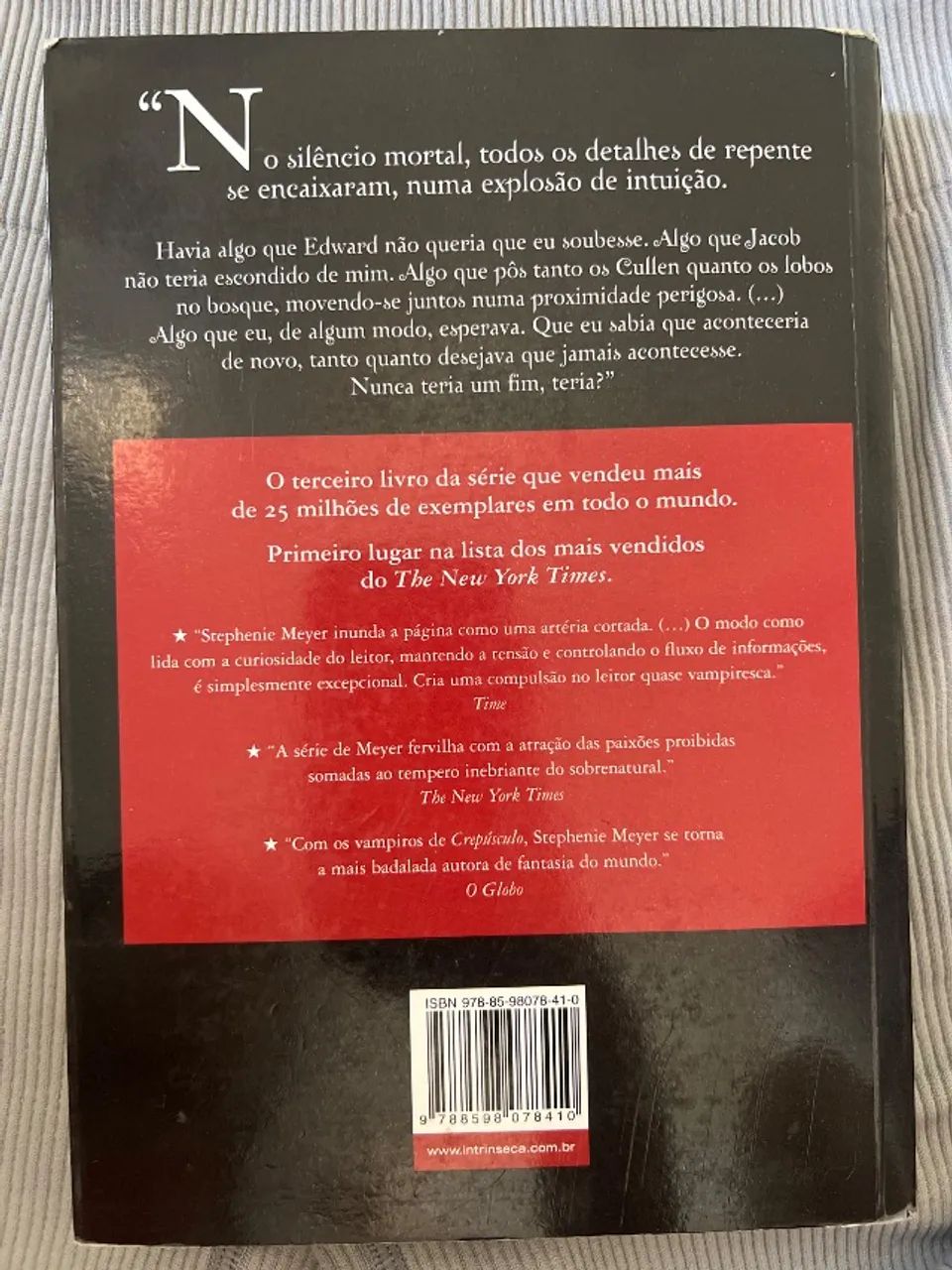 Livro da saga Crepúsculo: eclipse - Foto 2