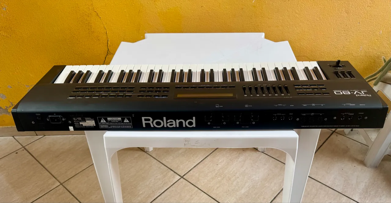 roland jv80