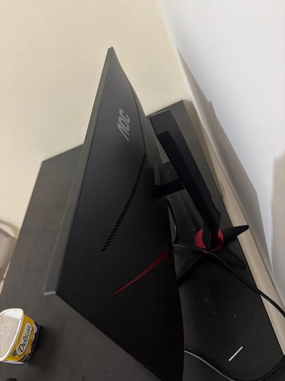 Monitor 144hz 1ms aoc so está quebrado  - Foto 3