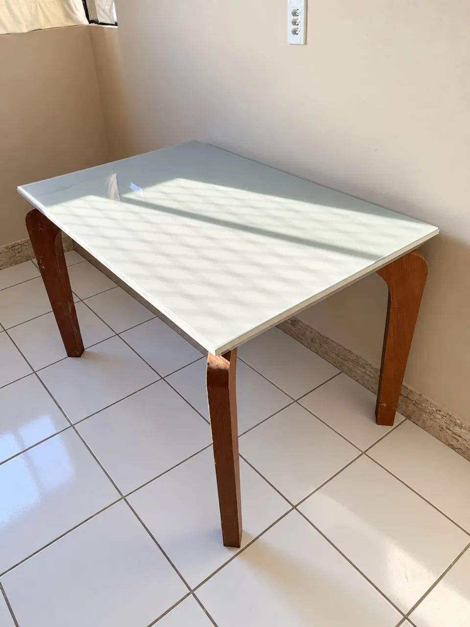 Mesa quatro lugares 