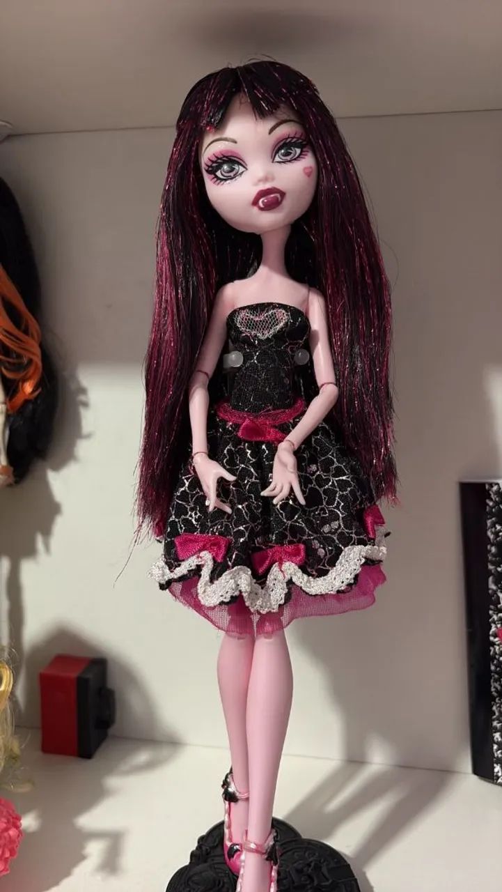 Draculaura 1600 g1