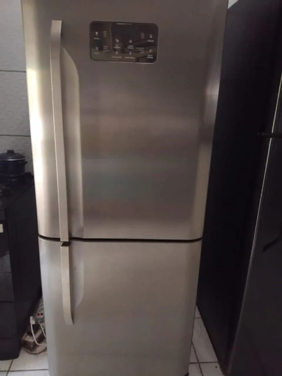 Geladeira com defeito