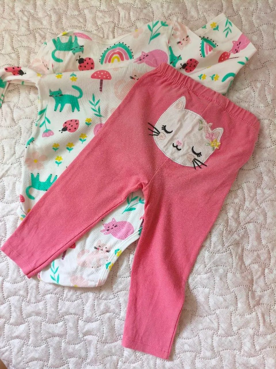 Conjunto infantil (body e calça)
