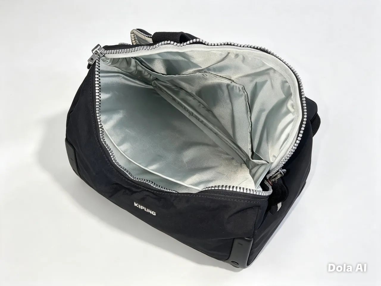 Bolsa Kipling com Rodinhas - Foto 3