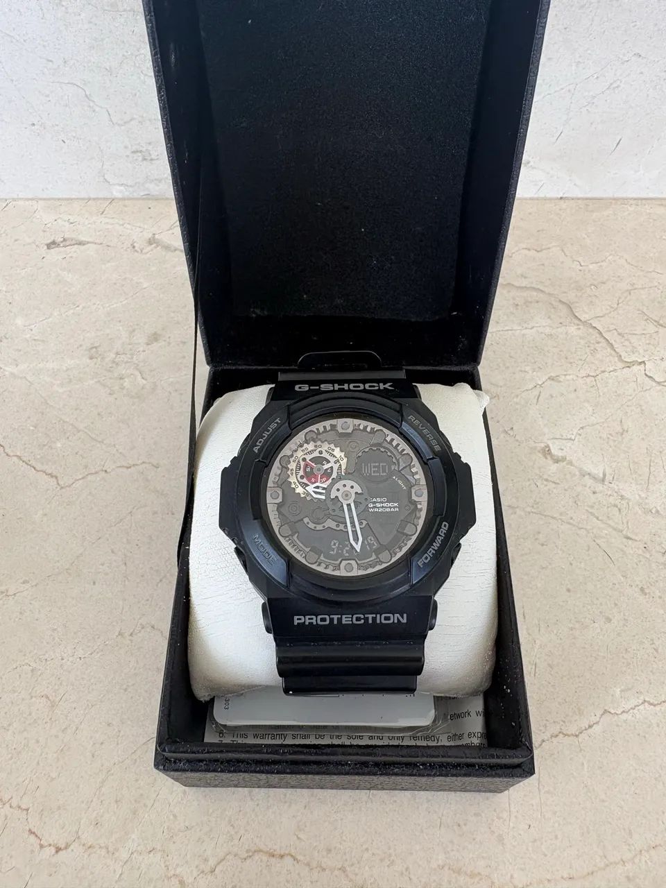 Relógio G-shock preto GA300