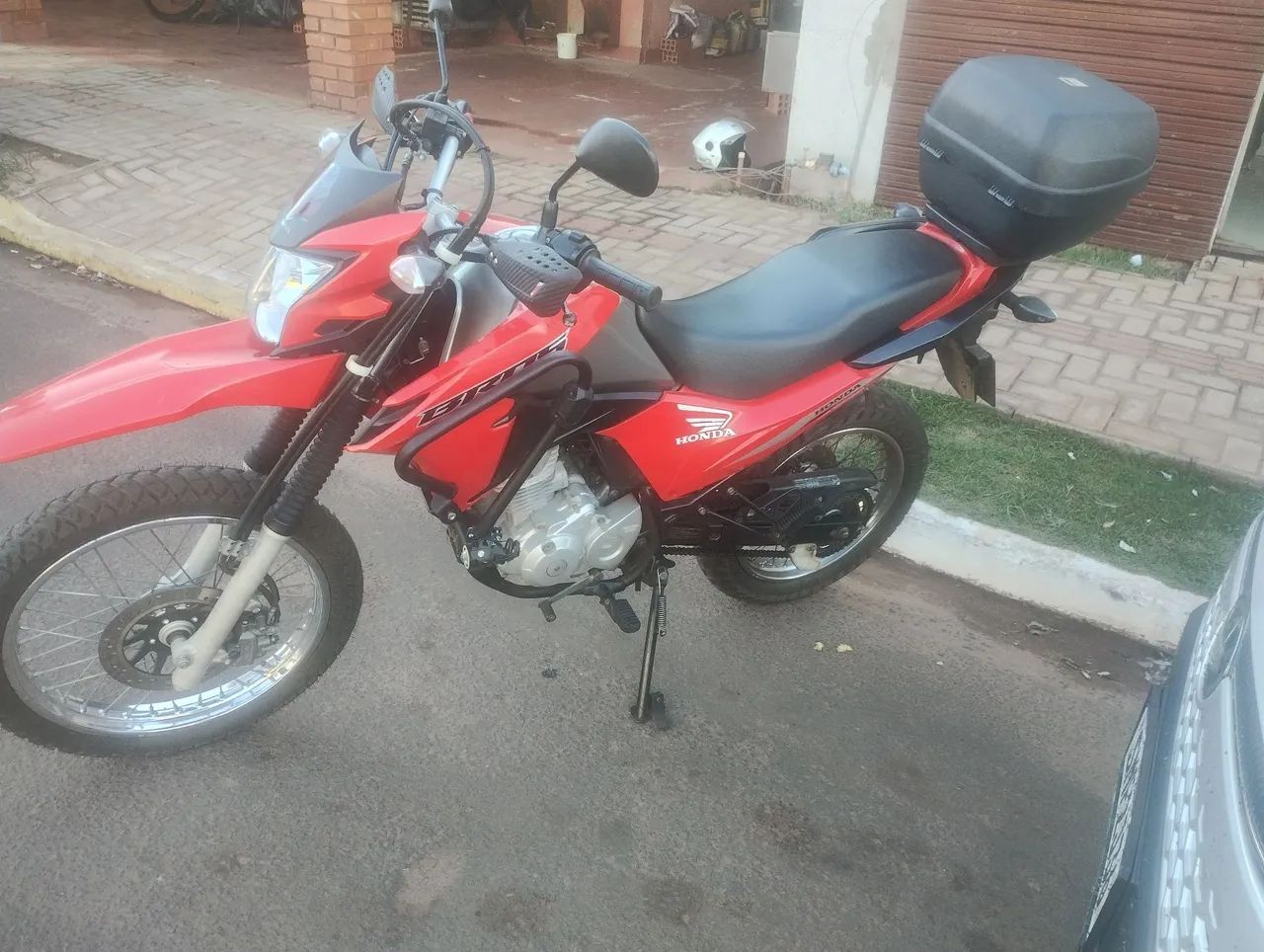 Bros 160