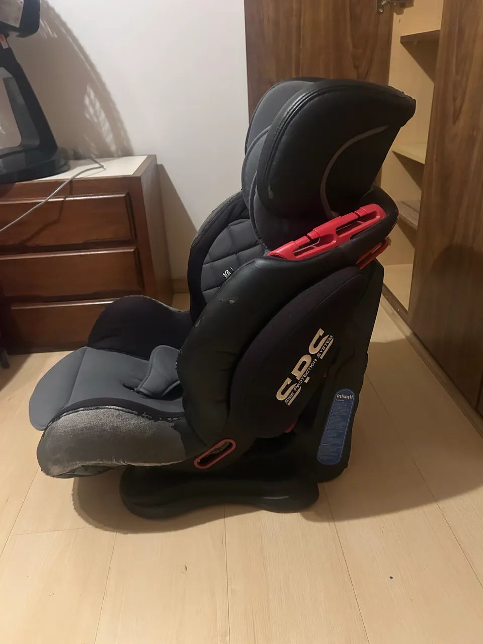 Cadeirinha infantil para carro