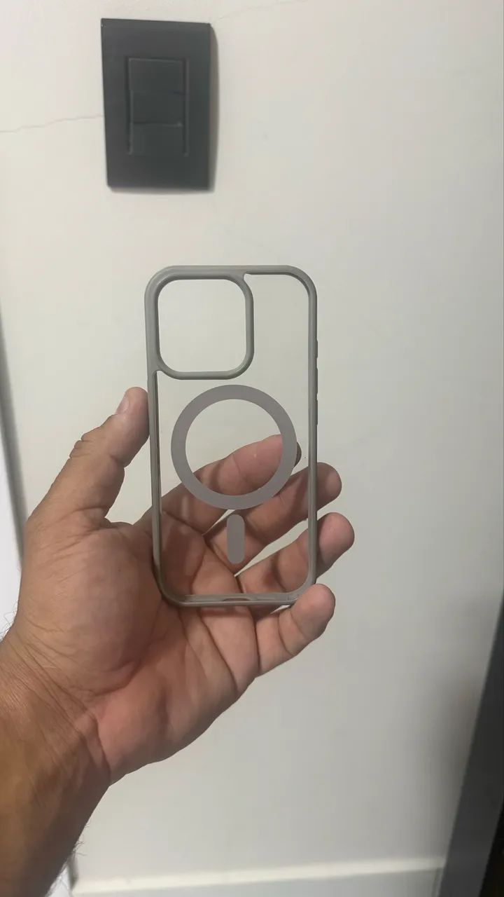 Capas IPhone 16 Pro - Foto 4