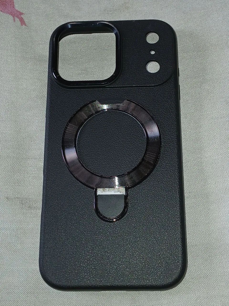 Capa Aveludada Magnética para iPhone 17 Pro Max<br> - Foto 2