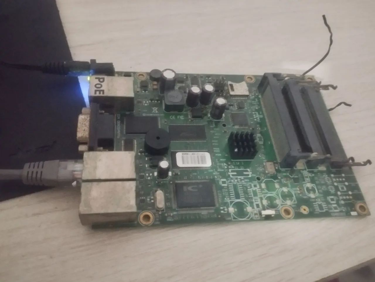 MikroTik RouterBOARD RB433AH - Foto 4