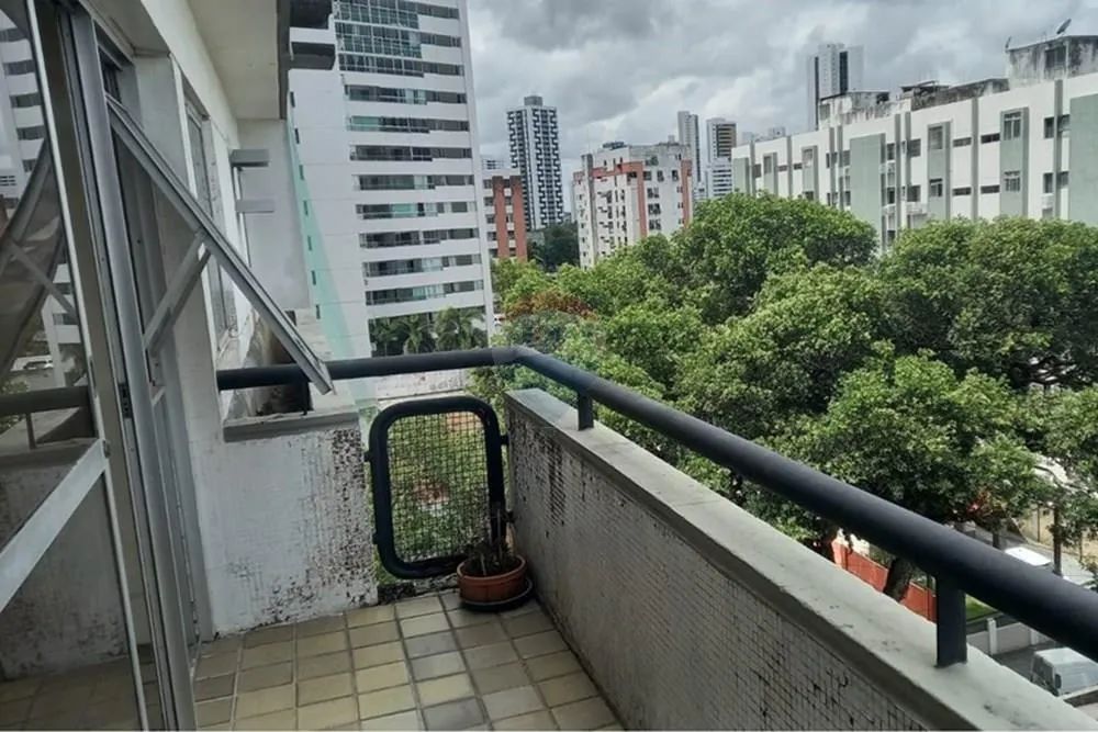 Vende apartamento duplex, quatro quartos, Espinheiro - Foto 4