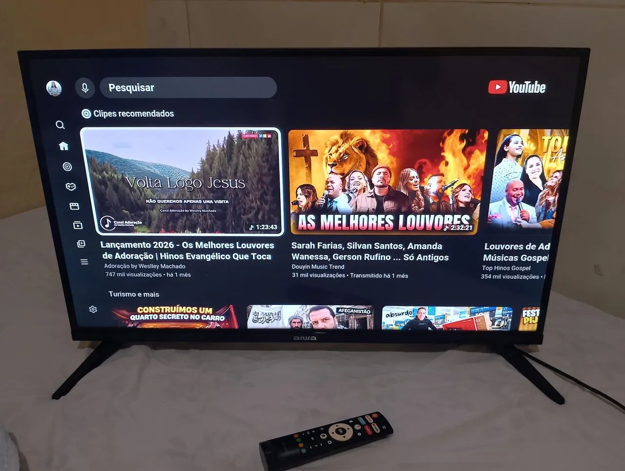 Vendo essa tv aiwa 32 polega  Nova - Foto 5