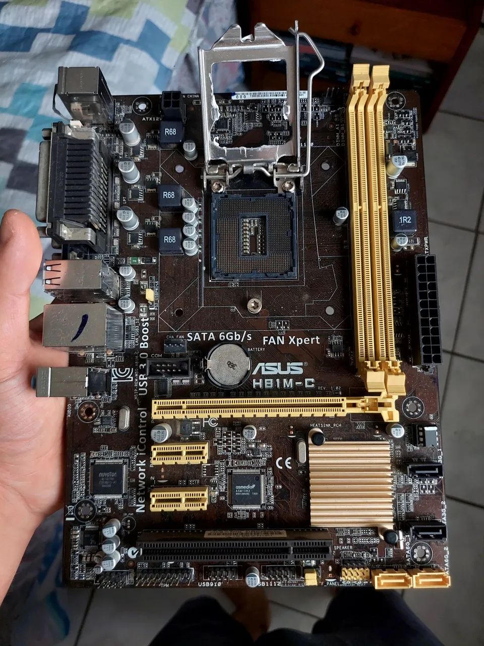 Placa-Mãe ASUS H81M-C