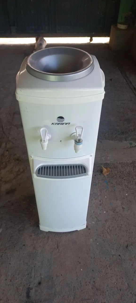 Bebedouro refrigerado 220v 