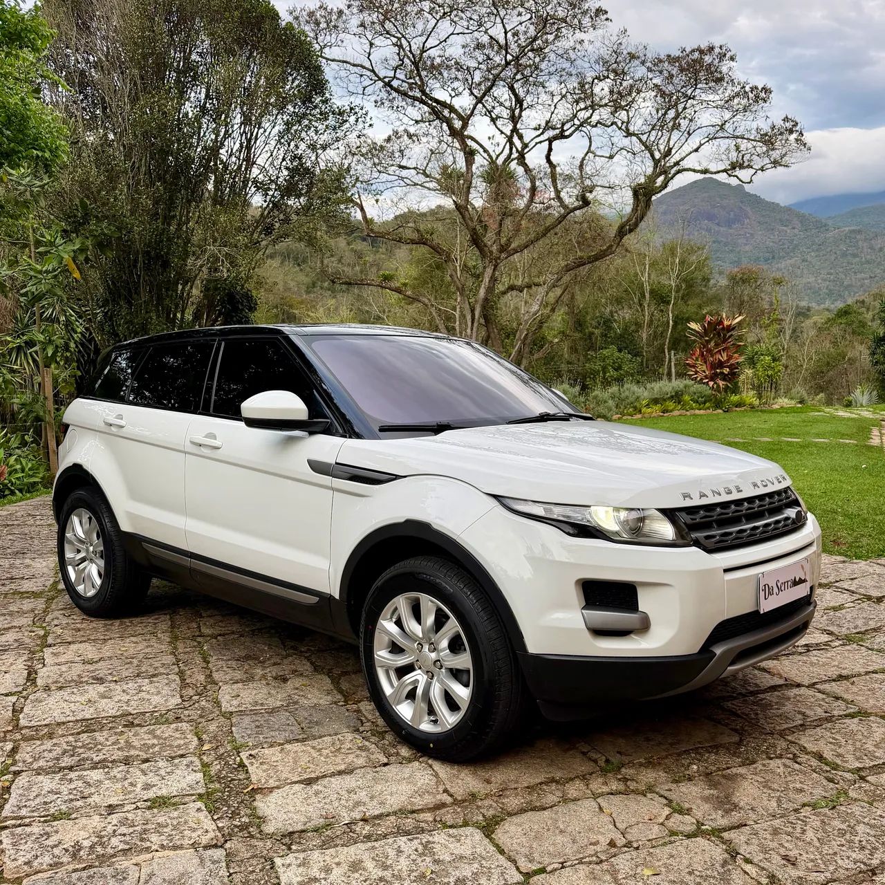 Land Rover Range Rover Evoque Pure 2.0 Aut. 5P 2015