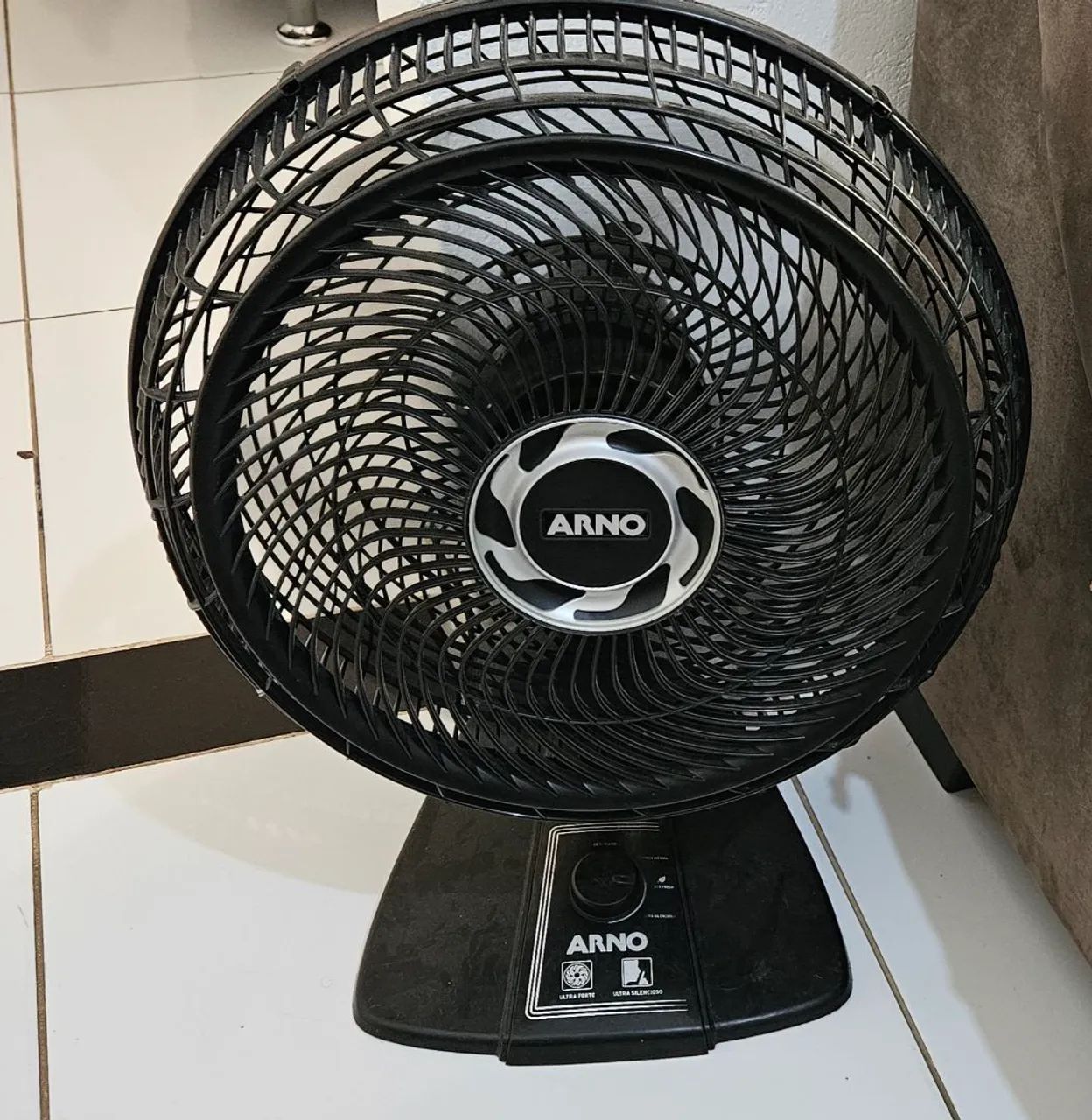 Ventilador Arno Turbo 40 cm do grande funcionando perfeitamente