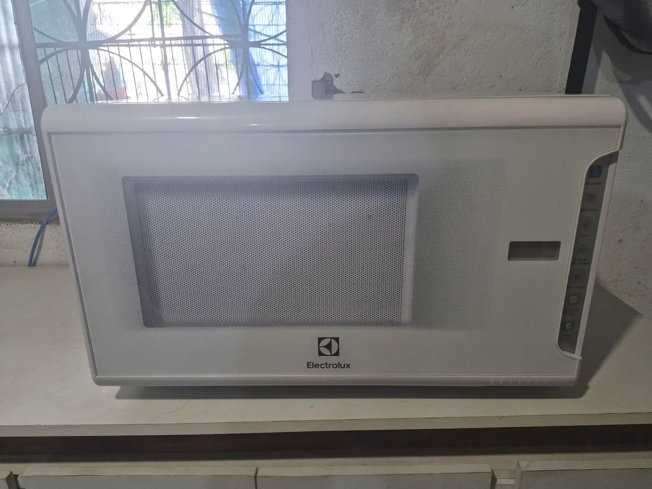 Microondas Electrolux mi41s branco