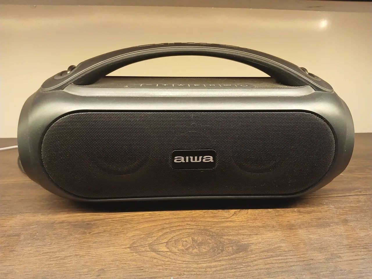 CAIXA AIWA