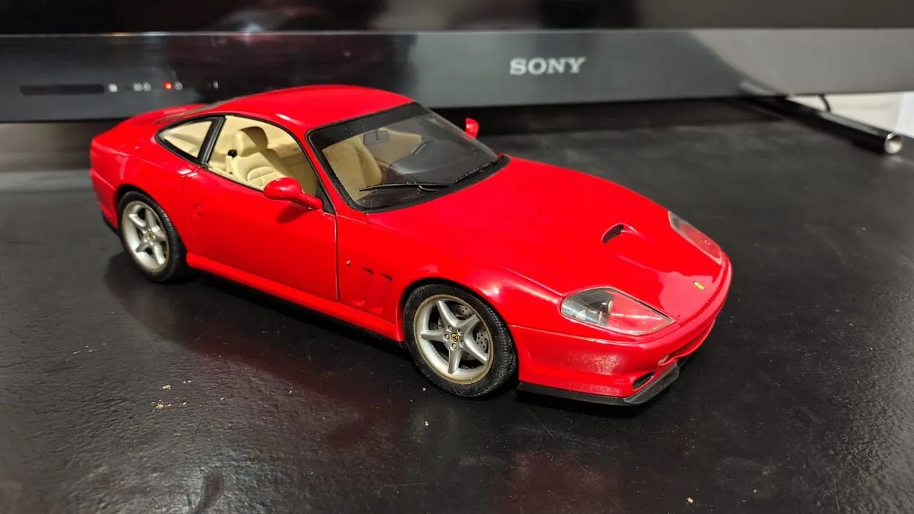 Ferrari 550 Maranello UT models 1:18 - Hobbies e coleções - Parada
