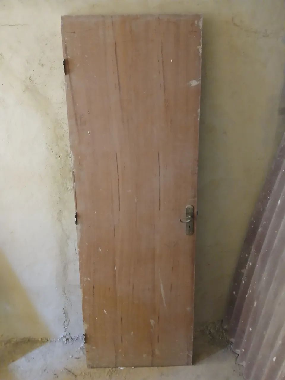 Porta de madeira de 70cm