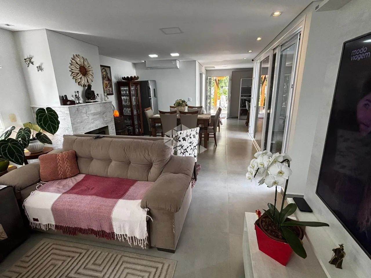 Casa com 3 quartos/dormitórios sendo 1 suíte no bairro Rio Tavares, em Florianópolis - SC - Foto 2