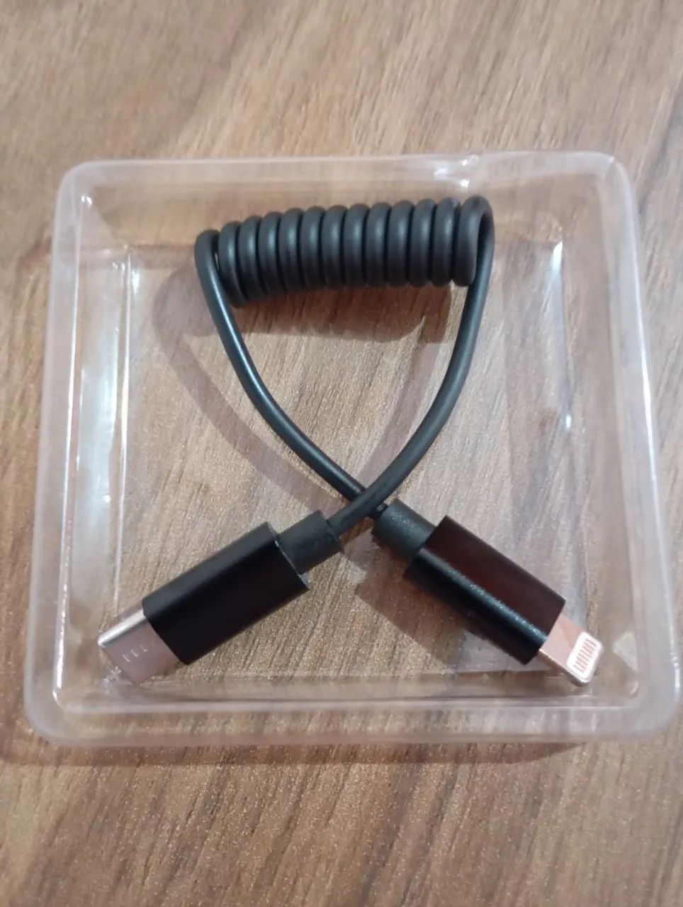 Mini Cabo aspiral com conectores lightning e USB - C. - Foto 4