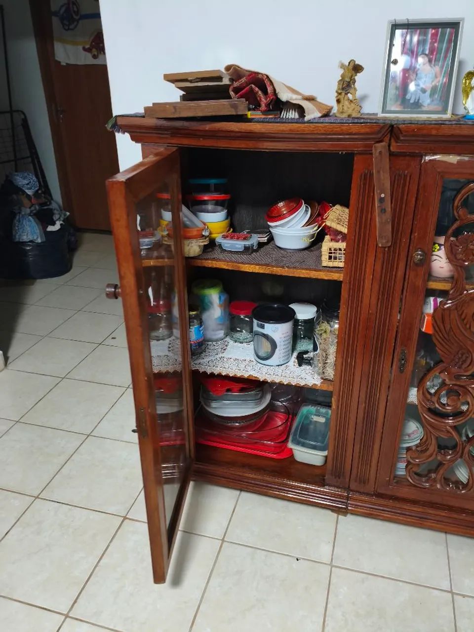 Cristaleira antiga  - Foto 2