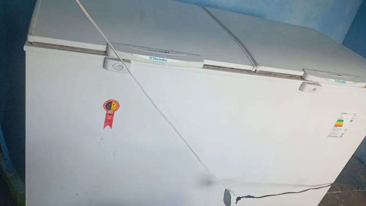 Em pleno funcionamento semi nova