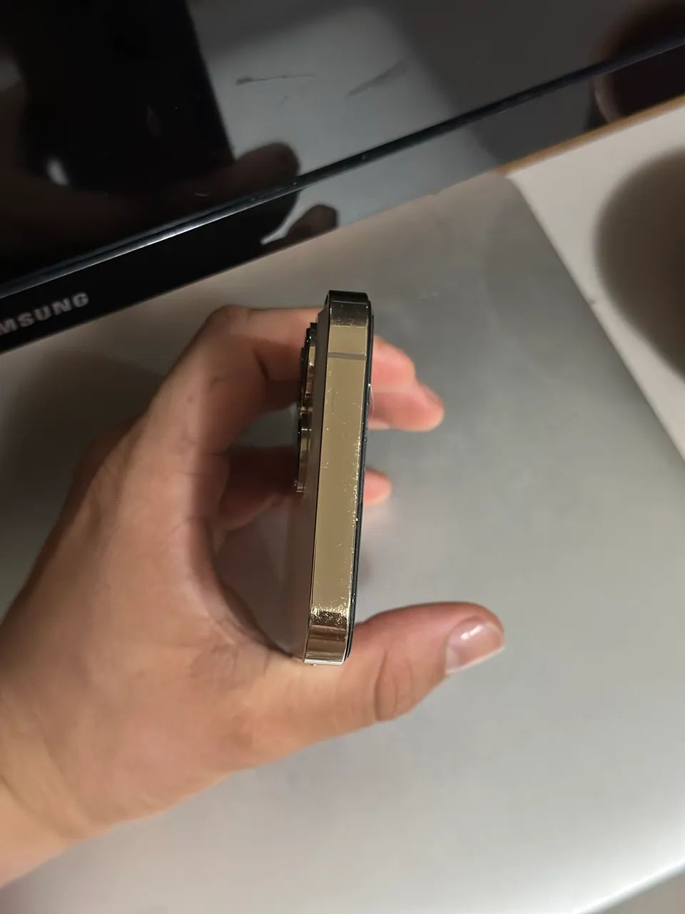 iPhone 13 Pro Gold - Foto 5