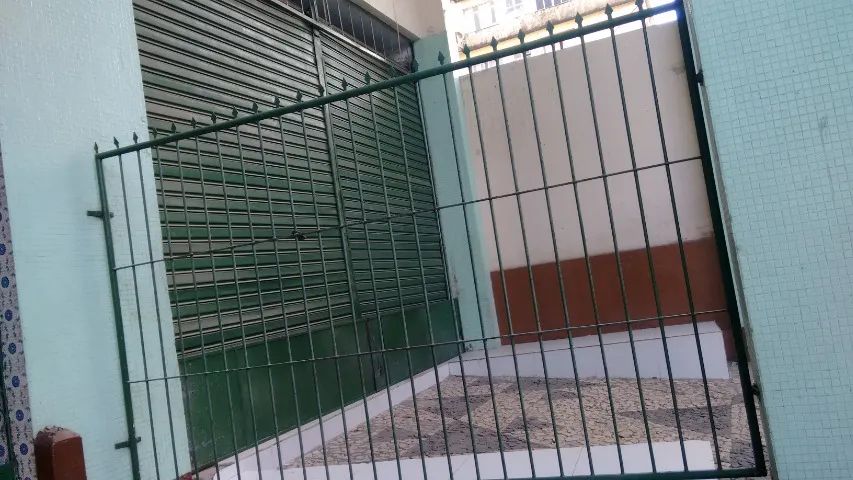 Alugo 2( duas) lojas, frente da rua principal, cada uma com 162 m2 - Foto 3