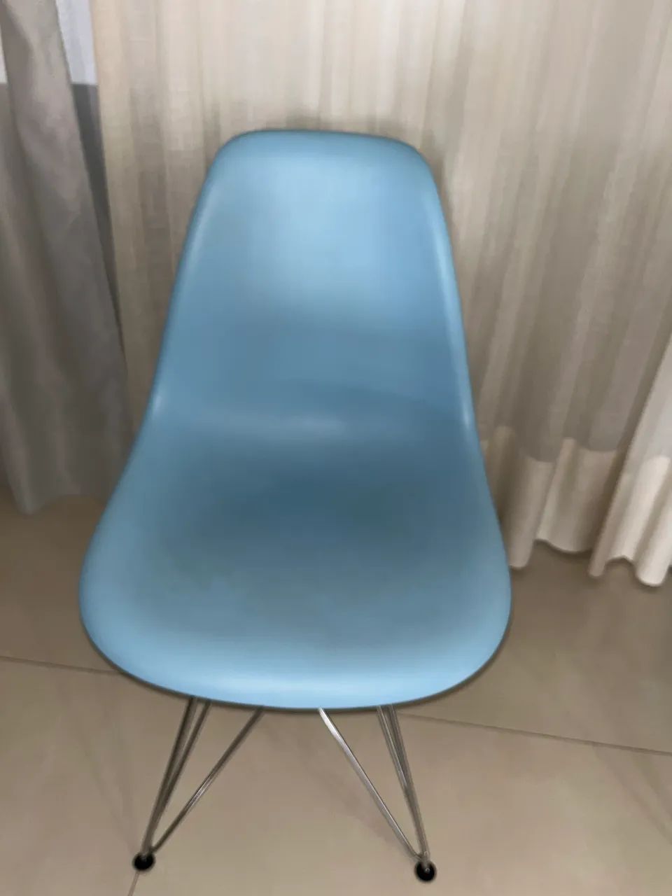 Cadeira azul  - Foto 2