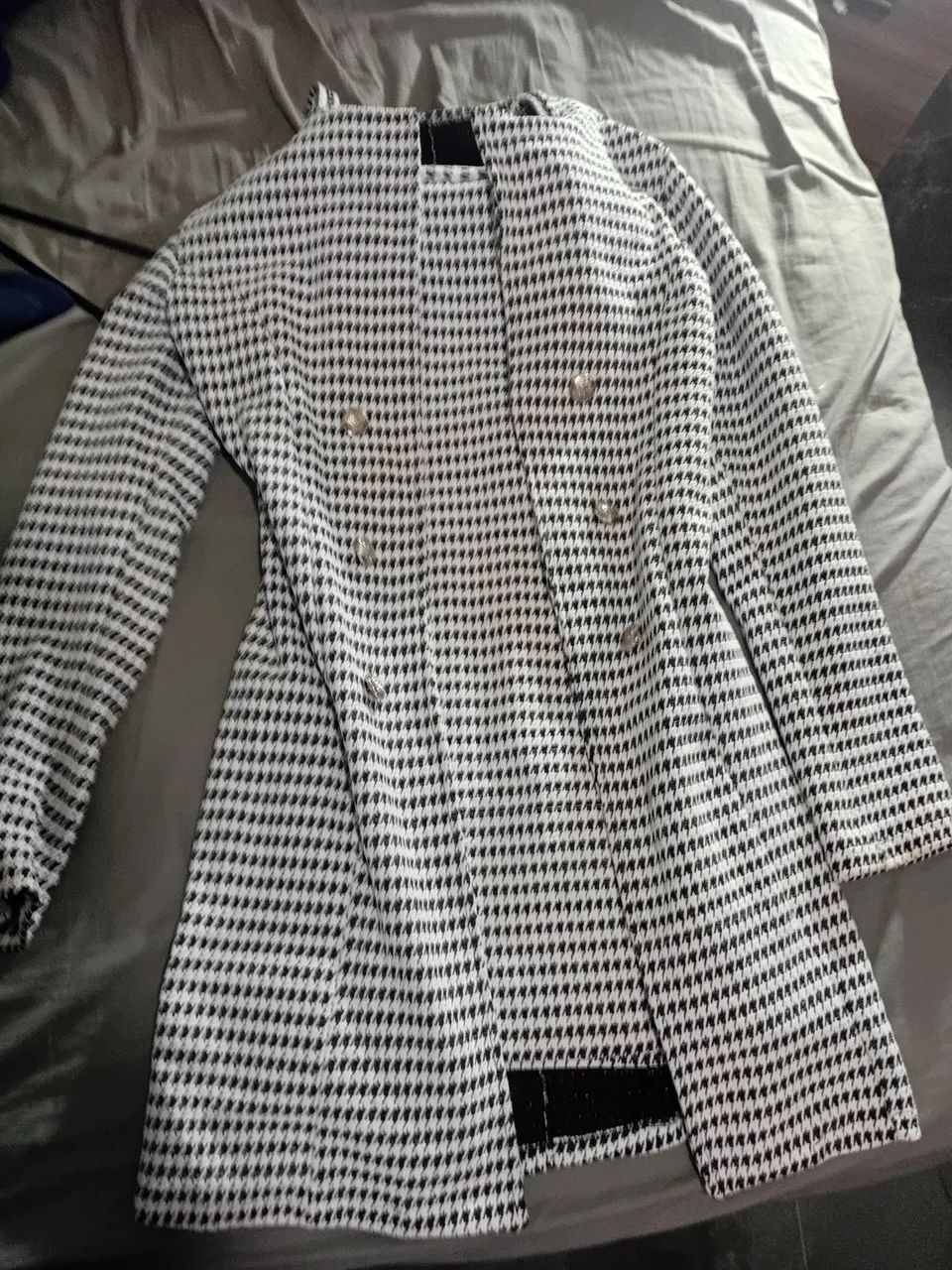 Vestido com sobretudo 