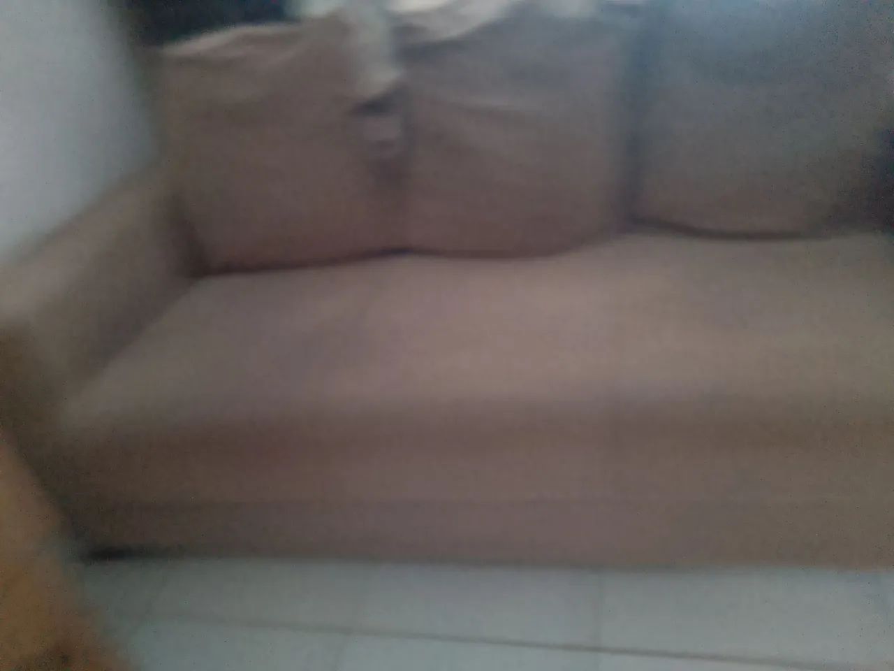 Vendo sofá 3 lugares 